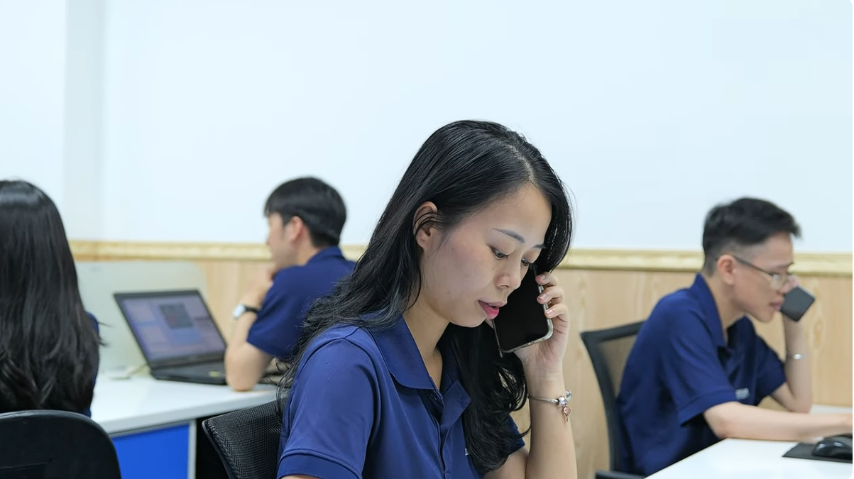 Xưởng Sản Xuất Mũ Bảo Hiểm Theo Yêu Cầu