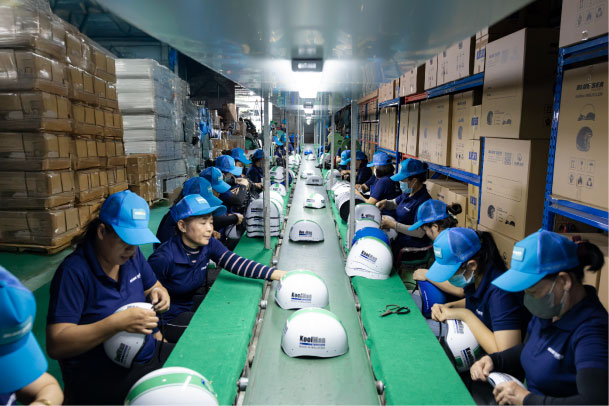 Xưởng sản xuất mũ bảo hiểm giá rẻ tại TP.HCM