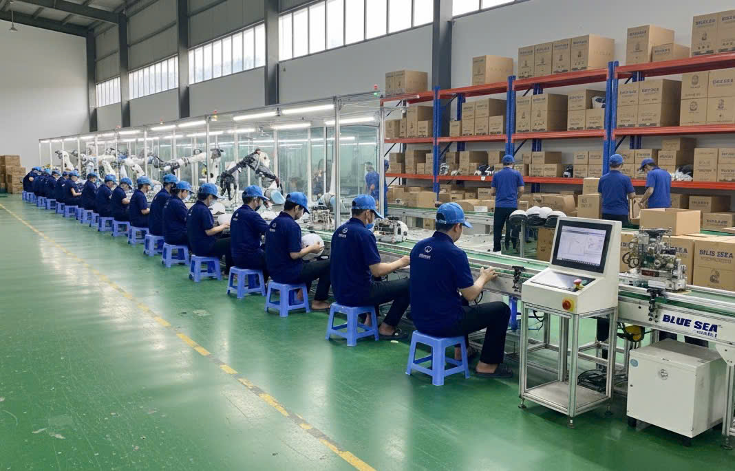 Vì sao nên chọn xưởng sản xuất mũ bảo hiểm có chứng nhận chất lượng?
