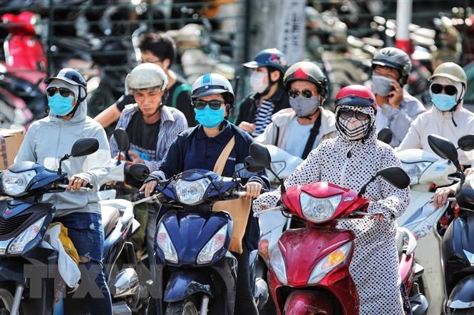 Mũ bảo hiểm có thể ngăn chặn được tia cực tím không?